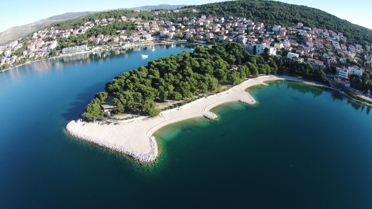 Hotel Kamp Rozac Trogir Exteriér fotografie